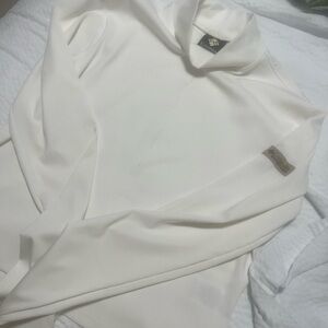 Columbia heritage collection Cream Long Sleeve Top , perfect for layering.